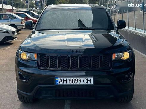 Jeep Grand Cherokee 2017 - фото 3