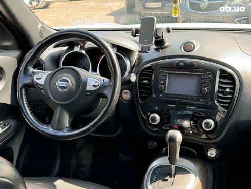 Nissan Juke 2011 белый - фото 30