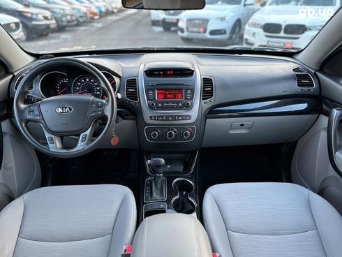 Kia Sorento 2014 серый - фото 31