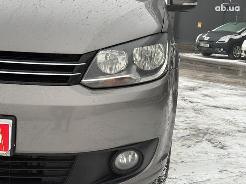 Volkswagen Touran 2011 серый - фото 14