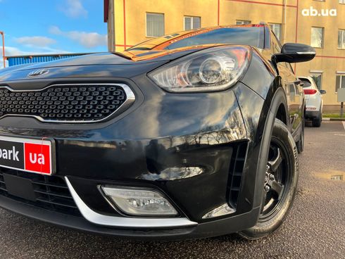 Kia Niro 2017 черный - фото 9