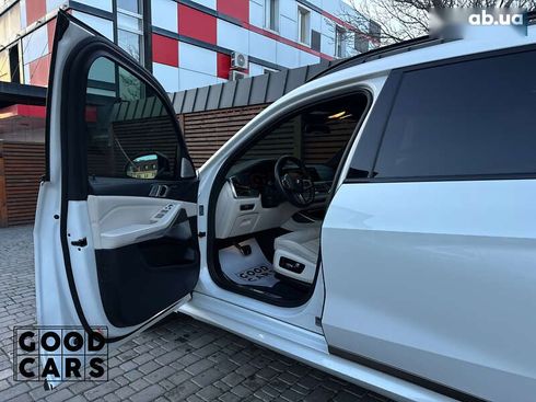 BMW X7 2020 - фото 25