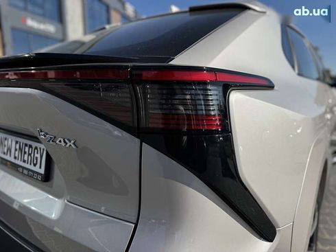 Toyota bZ 2025 - фото 10