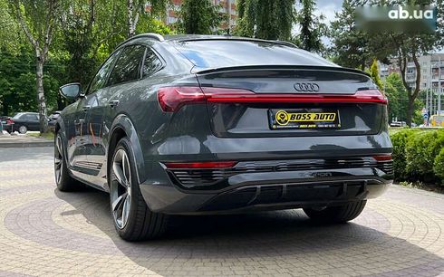 Audi SQ8 e-tron 2023 - фото 5