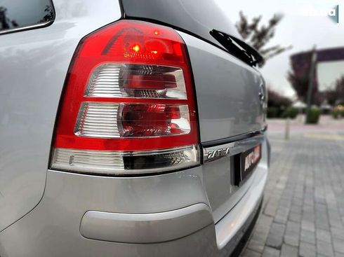 Opel Zafira 2009 - фото 17