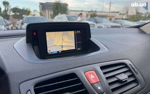 Renault Megane 2011 - фото 16