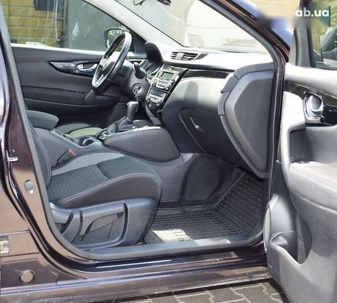Nissan Qashqai 2018 - фото 29