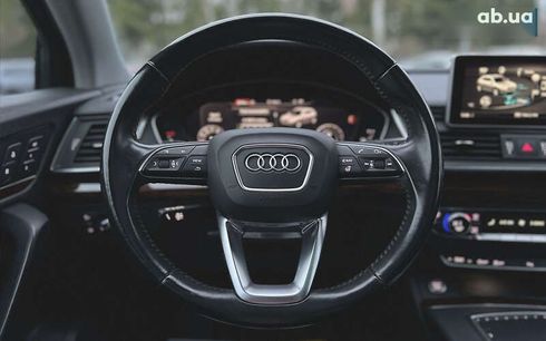 Audi Q5 2017 - фото 30