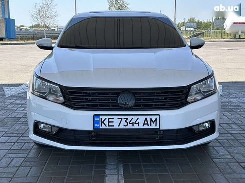 Volkswagen Passat 2018 - фото 4
