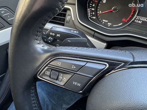 Audi A4 2020 - фото 25