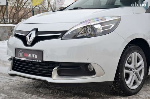 Renault Scenic 2012 - фото 11