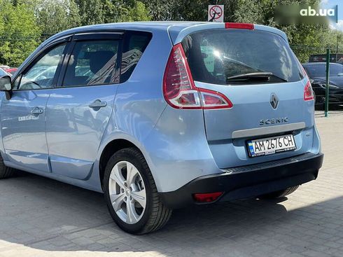 Renault Scenic 2011 - фото 18
