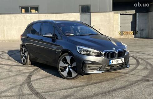 BMW 2 серия Active Tourer 2018 серый - фото 1