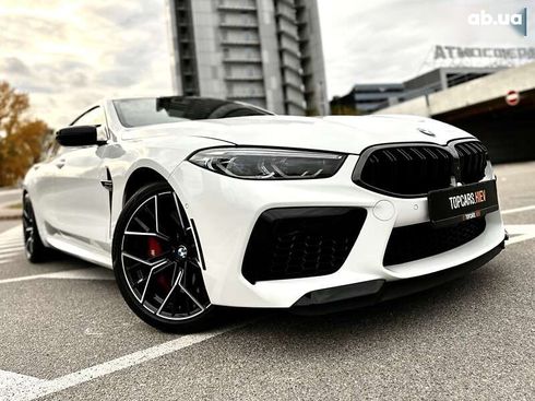 BMW M8 Gran Coupe 2021 - фото 27