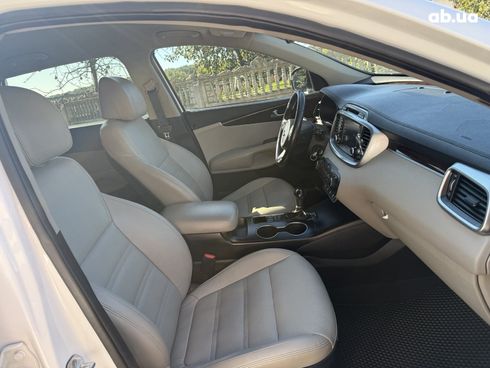 Kia Sorento 2016 белый - фото 3