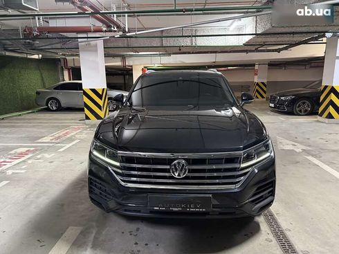 Volkswagen Touareg 2020 - фото 12
