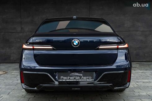 BMW 7 серия 2023 - фото 12