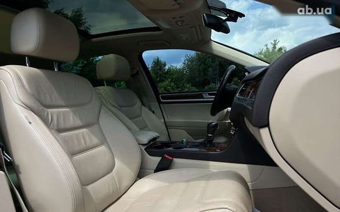 Volkswagen Touareg 2012 - фото 9