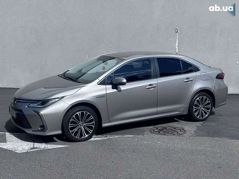 Toyota Corolla 2020 - фото 5