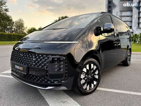 Hyundai Staria 2025 - фото 4