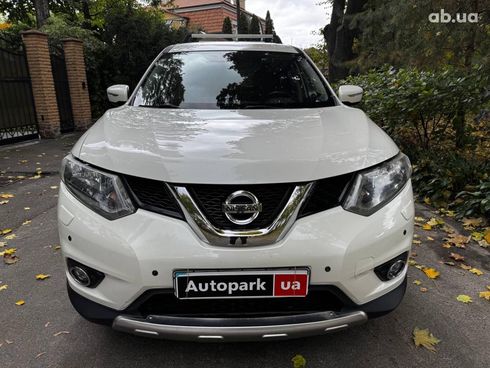 Nissan X-Trail 2016 белый - фото 2
