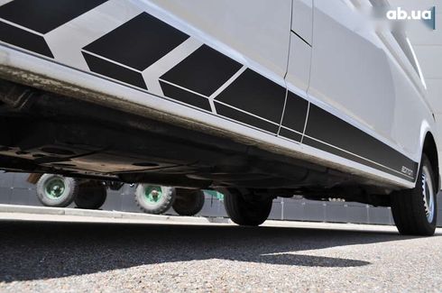 Volkswagen Transporter 2017 - фото 19