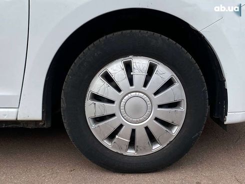 Renault Sandero 2021 - фото 20