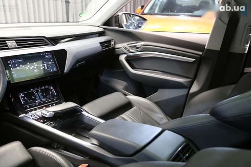 Audi E-Tron 2022 - фото 15