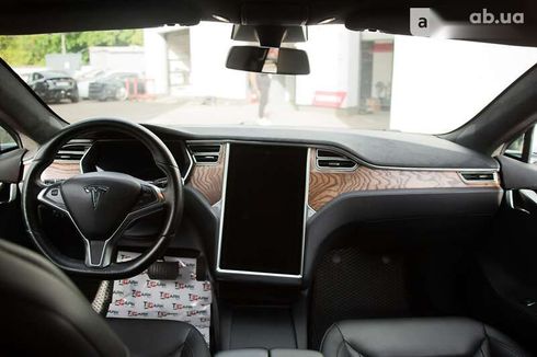Tesla Model S 2016 - фото 15