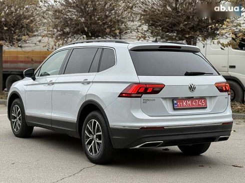 Volkswagen Tiguan 2018 - фото 12