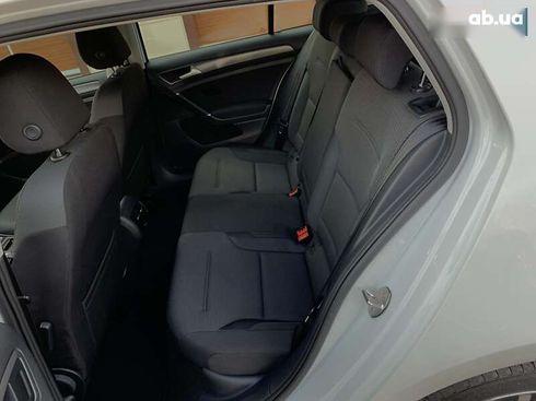 Volkswagen e-Golf 2020 - фото 27