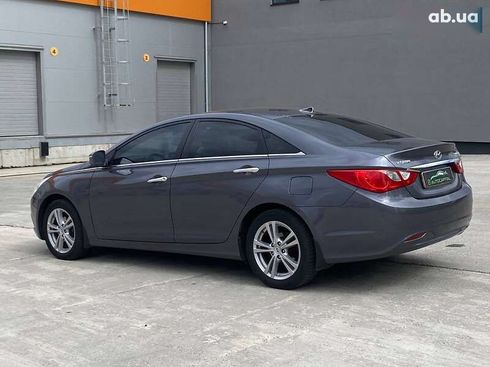 Hyundai Sonata 2011 - фото 13