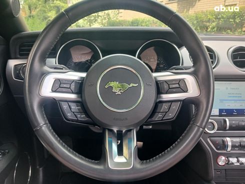 Ford Mustang 2019 красный - фото 13