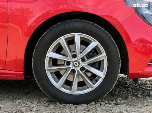 Renault Megane 2017 - фото 24