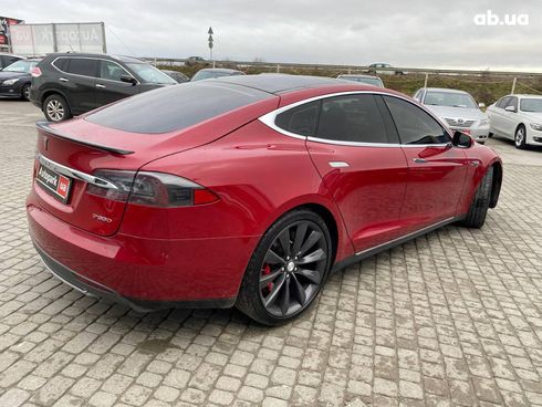 Tesla Model S 2016 красный - фото 10