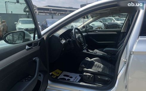 Volkswagen Passat 2015 - фото 18