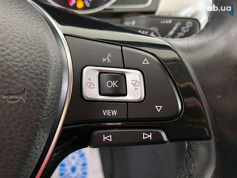 Volkswagen Passat 2018 - фото 19