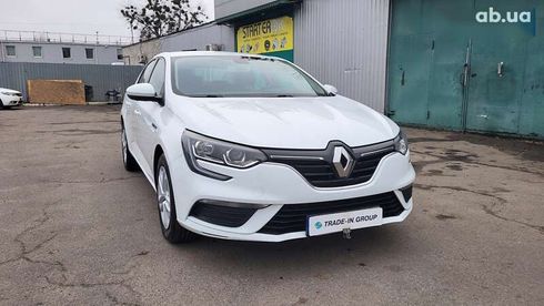 Renault Megane 2020 - фото 13