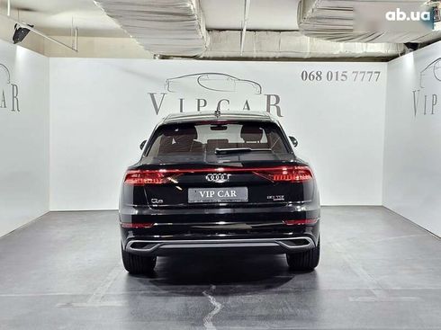 Audi Q8 2022 - фото 6