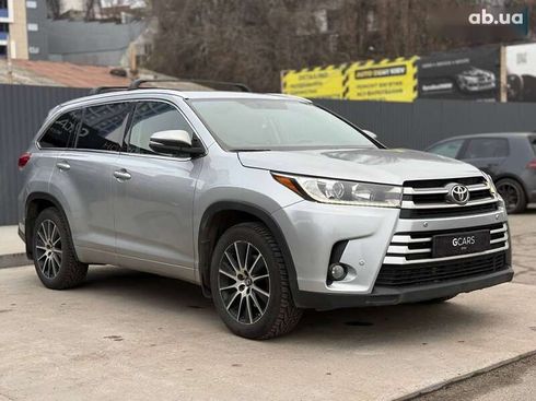 Toyota Highlander 2017 - фото 3