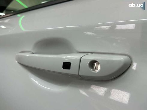 Hyundai Kona Electric 2022 - фото 27