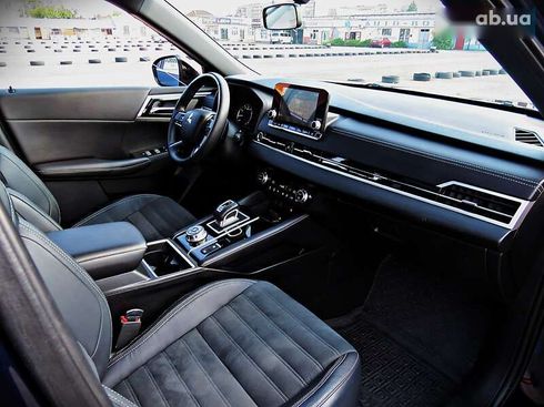 Mitsubishi Outlander 2022 - фото 25