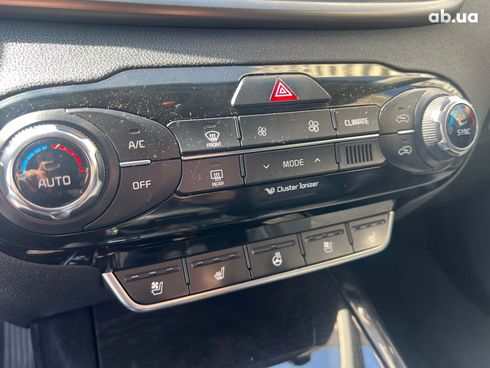 Kia Sorento 2015 серый - фото 45