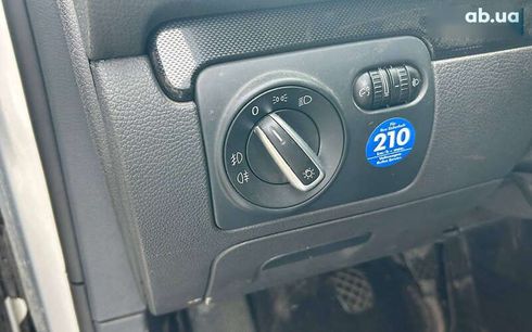 Volkswagen Golf 2010 - фото 10