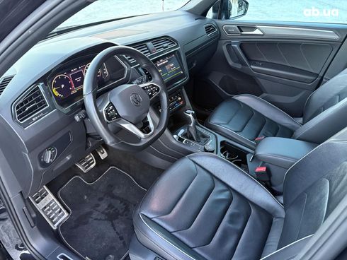 Volkswagen Tiguan 2020 черный - фото 20