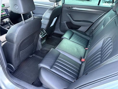 Skoda Superb 2019 серый - фото 51
