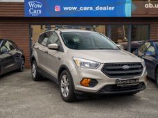 Продаж вживаних Ford Escape в Київській області - купити на Автобазарі