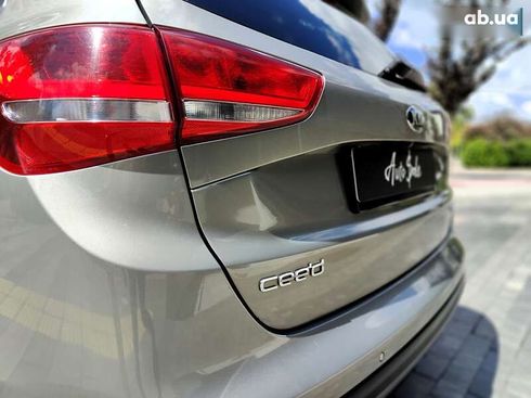 Kia Cee'd 2016 - фото 19