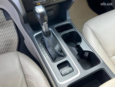 Ford Escape 2016 белый - фото 37