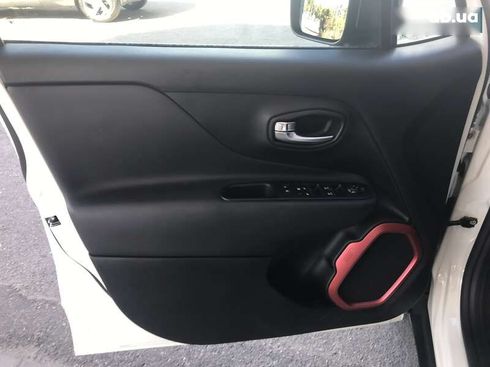 Jeep Renegade 2016 - фото 13